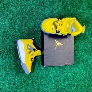 Jordan lightning 4s